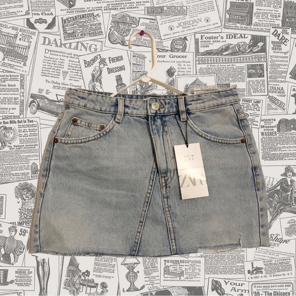 Zara Mini Jean Skirt - Picture 1 of 9